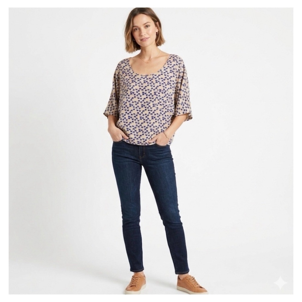 Cropped Elephant Tops Size M